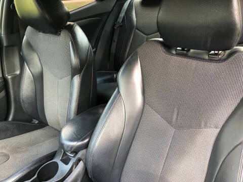 2012 Hyundai Veloster