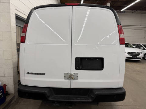 2017 Chevrolet Express 3500