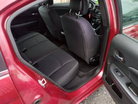 2014 Chrysler 200 LX