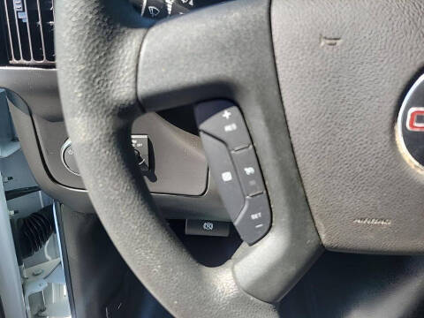 2023 GMC Savana 2500