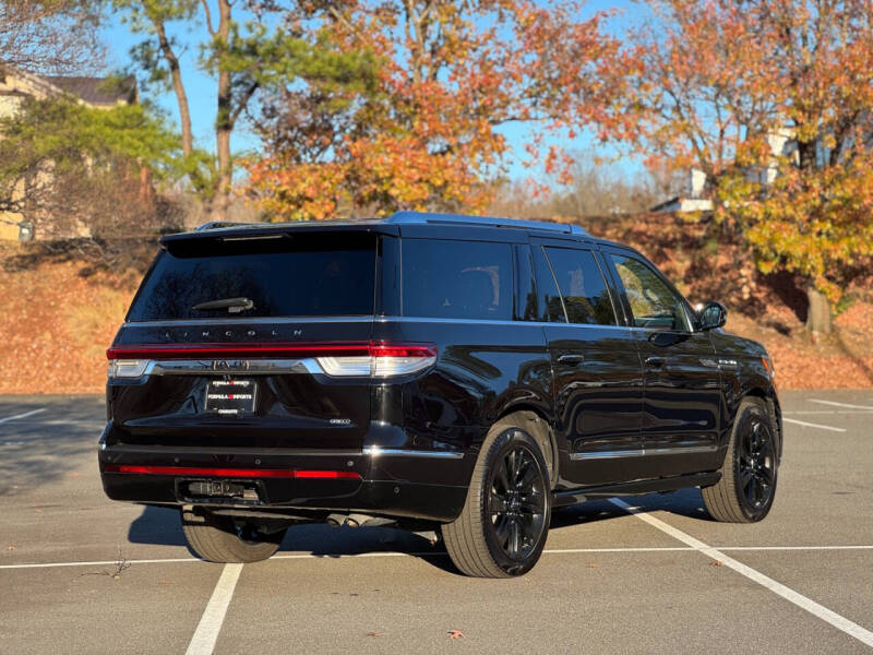 2022 Lincoln Navigator L Reserve