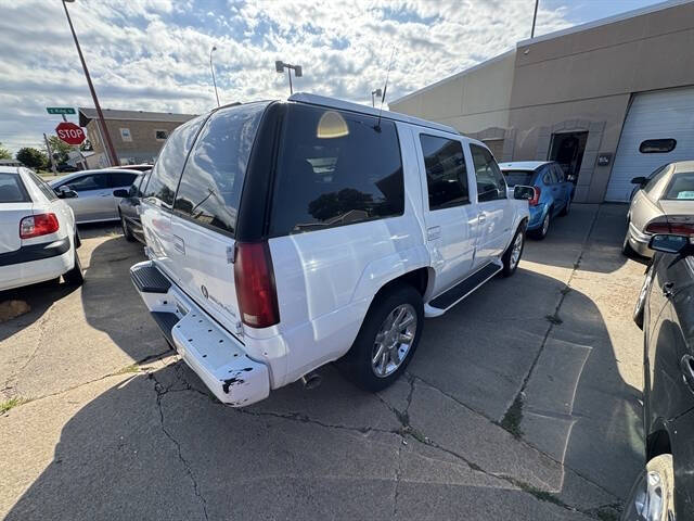 2000 Cadillac Escalade