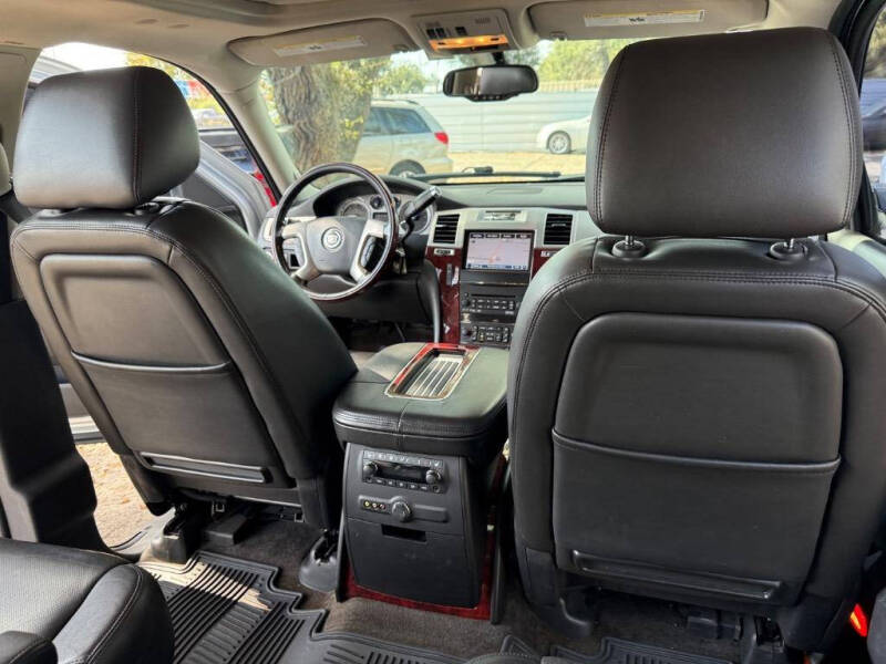 2012 Cadillac Escalade Premium