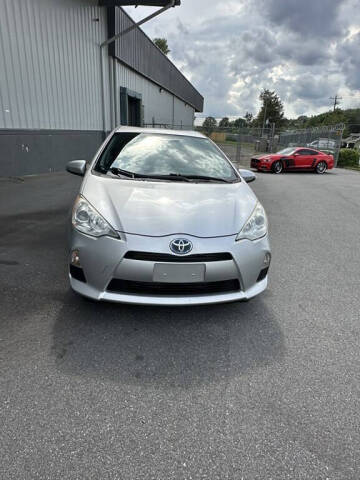 2013 Toyota Prius c One
