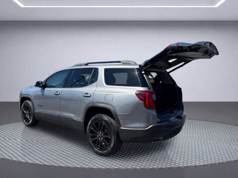 2022 GMC Acadia