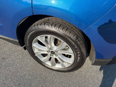 2023 Ford Edge Titanium