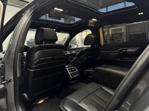 2017 BMW 7 Series 750i