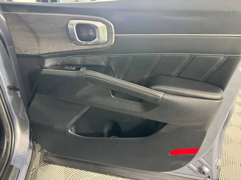 2025 Kia Sorento X-Line SX