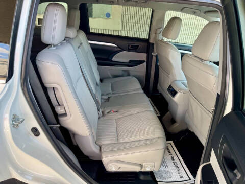 2016 Toyota Highlander LE Plus