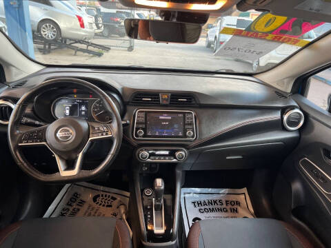 2020 Nissan Versa SR