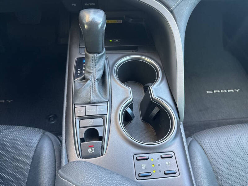 2023 Toyota Camry XSE V6