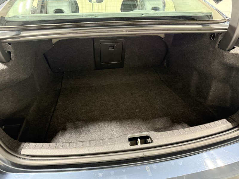 2024 Volvo S60 B5 Plus Dark Theme