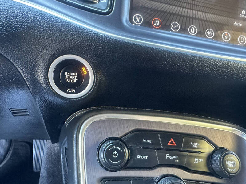 2017 Dodge Challenger