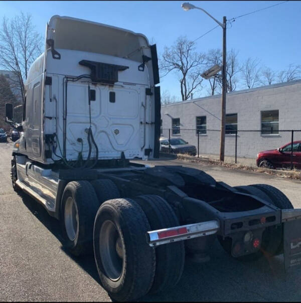 2014 Freightliner Cascadia