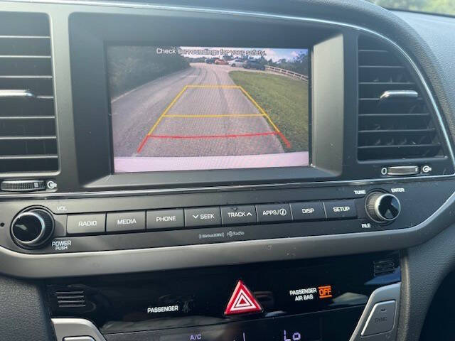 2018 Hyundai Elantra SEL