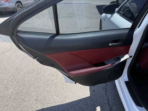 2017 Lexus IS 300