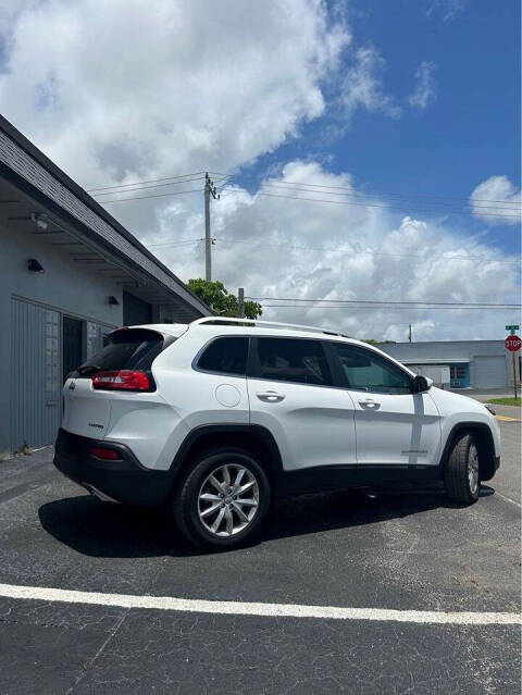 2016 Jeep Cherokee for sale at ALPHA AUTOMOTIVE SALES in Oakland Park, FL