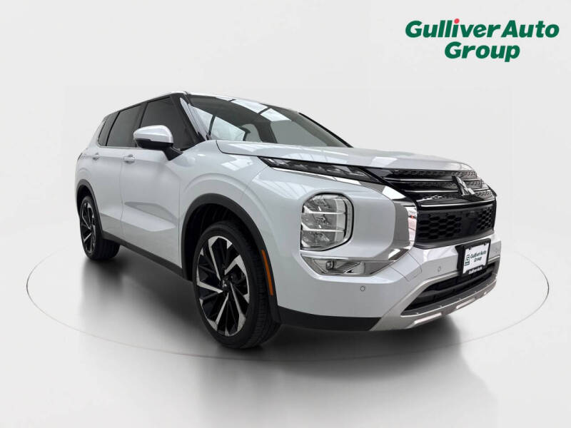 2023 Mitsubishi Outlander SE Special Edition