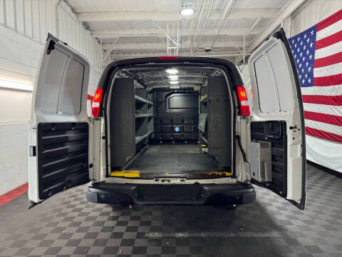 2021 Chevrolet Express 2500