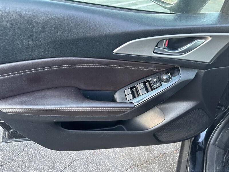 2017 Mazda MAZDA3 Touring