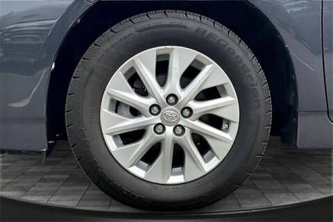 2012 Toyota Prius Plug-in Hybrid Advanced