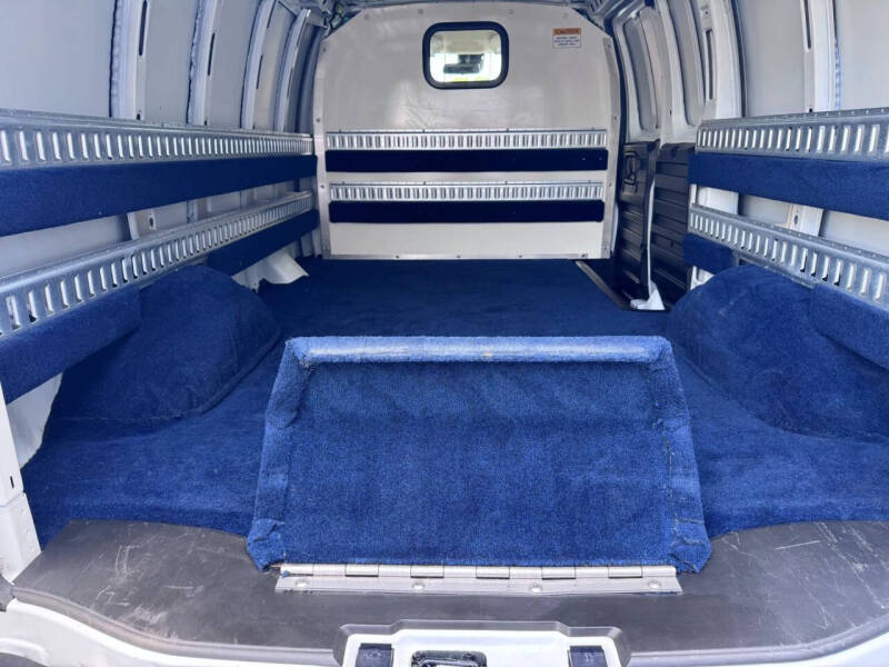 2019 Chevrolet Express 2500