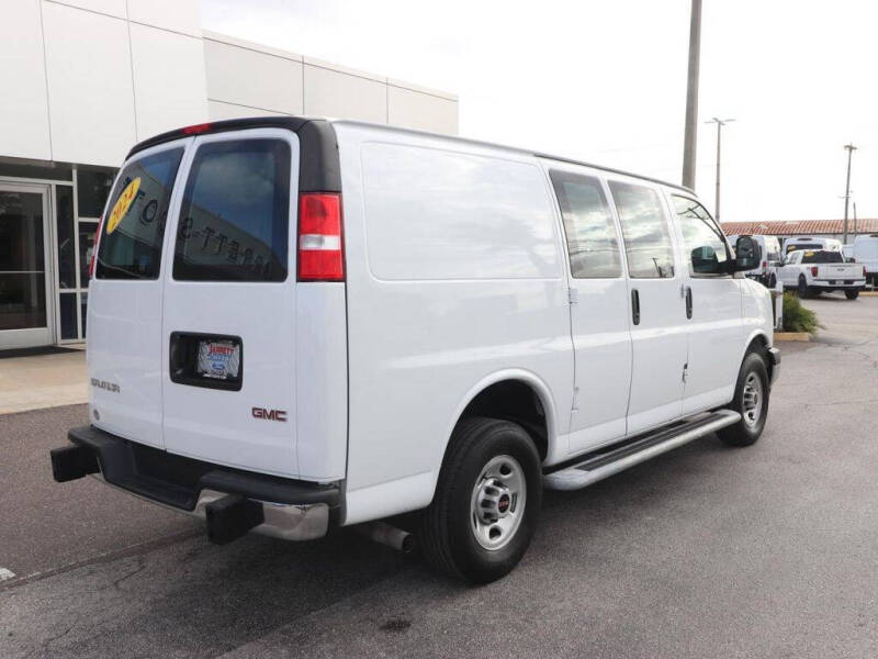 2024 GMC Savana 2500