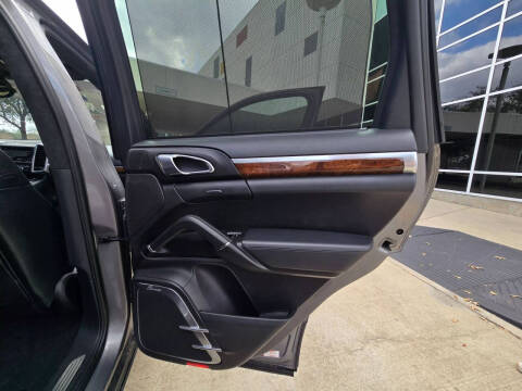 2011 Porsche Cayenne Turbo