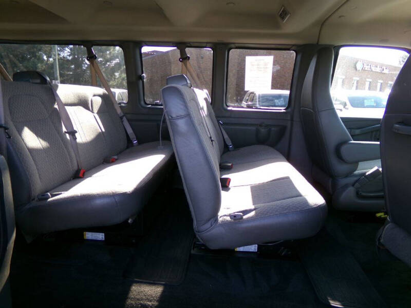 2017 Chevrolet Express LT 3500