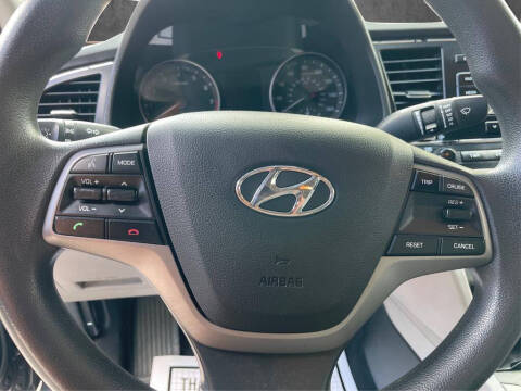 2018 Hyundai Elantra