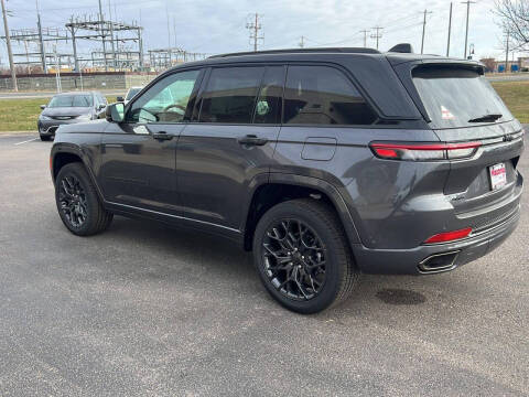 2025 Jeep Grand Cherokee Summit Reserve