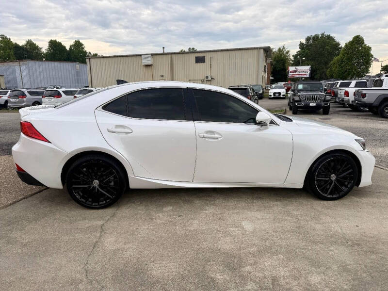 2017 Lexus IS 300