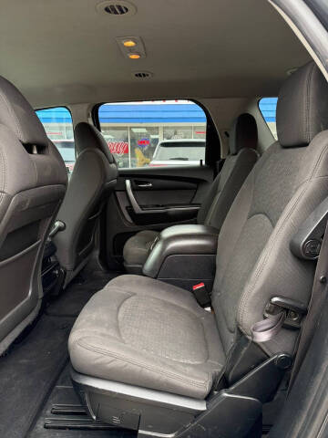 2012 GMC Acadia SLE