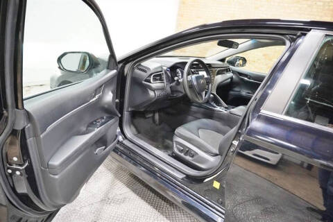 2018 Toyota Camry Hybrid LE