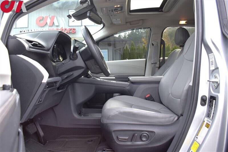 2023 Toyota Sienna XLE 7-Passenger