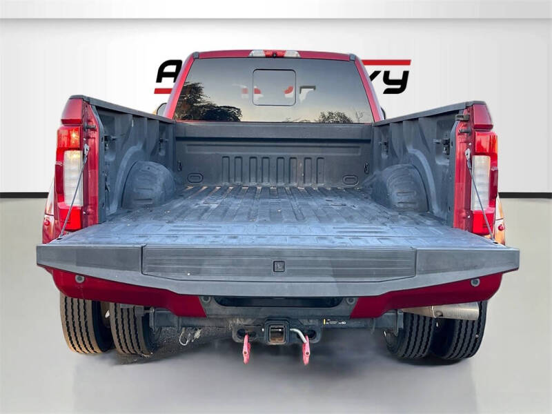 2019 Ford F-450 Super Duty Platinum