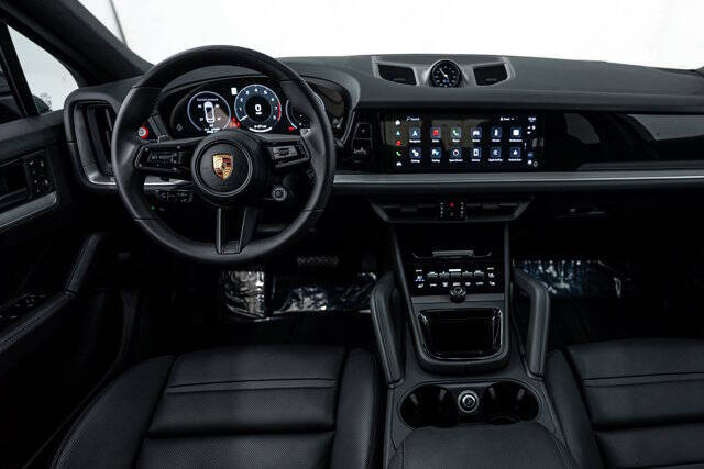 2025 Porsche Cayenne Coupe