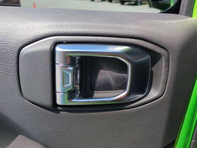 2025 Jeep Gladiator High Tide