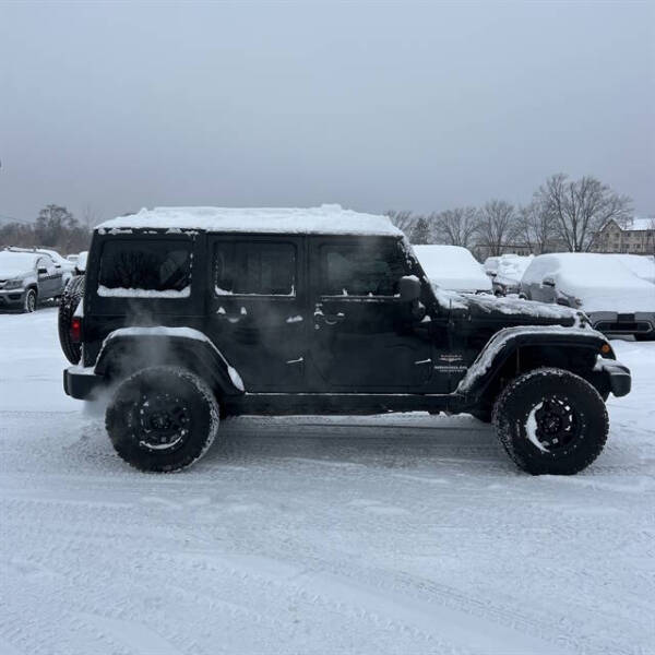 2011 Jeep Wrangler Unlimited Sahara