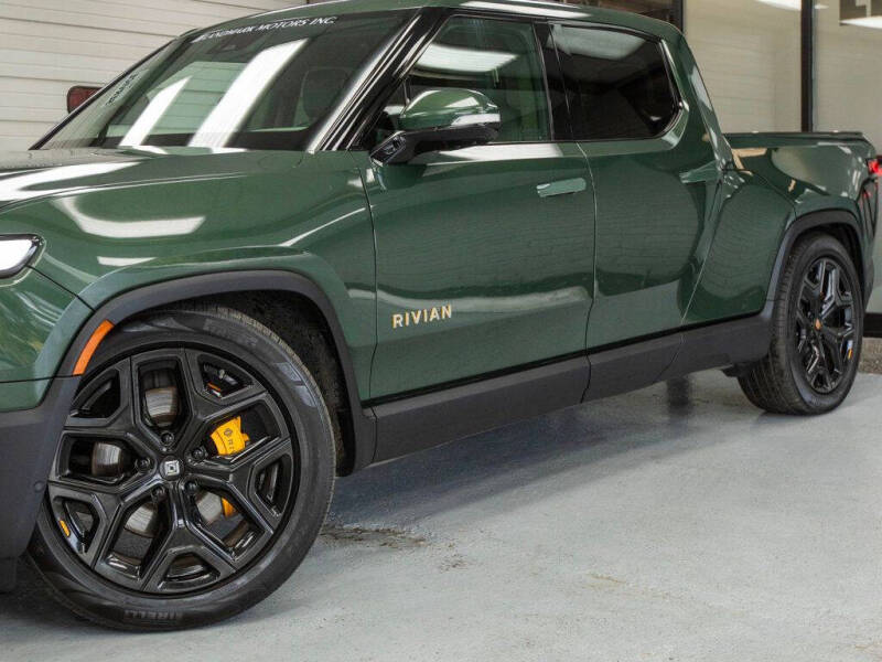 2022 Rivian R1T Adventure