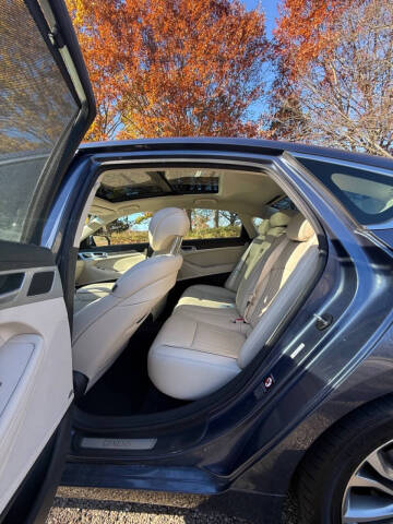 2015 Hyundai Genesis