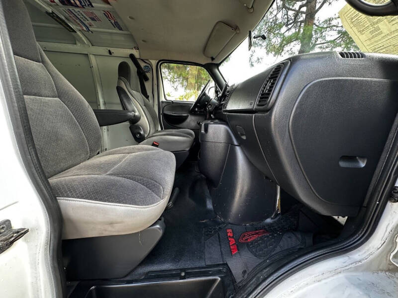 2001 Dodge Ram Van 3500