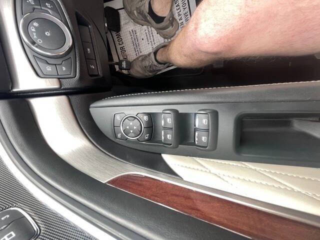 2019 Ford Explorer Platinum