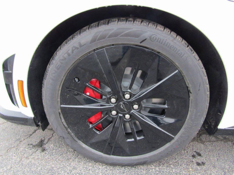 2025 Ford Mustang Mach-E GT