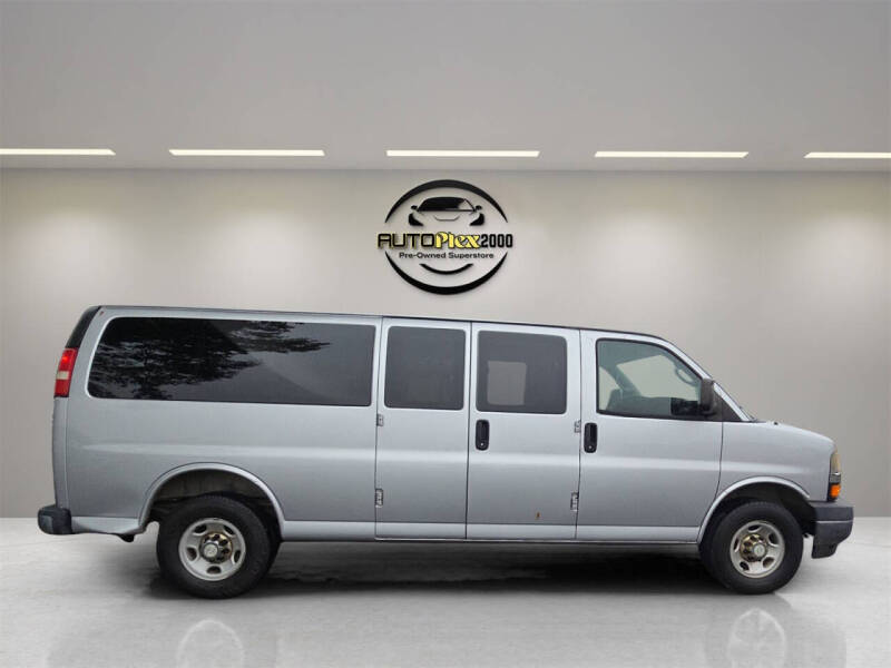 2017 Chevrolet Express LT 3500