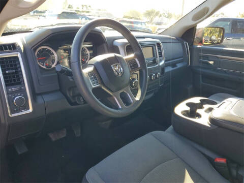 2024 RAM 1500 Classic SLT