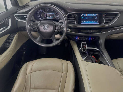 2018 Buick Enclave Essence