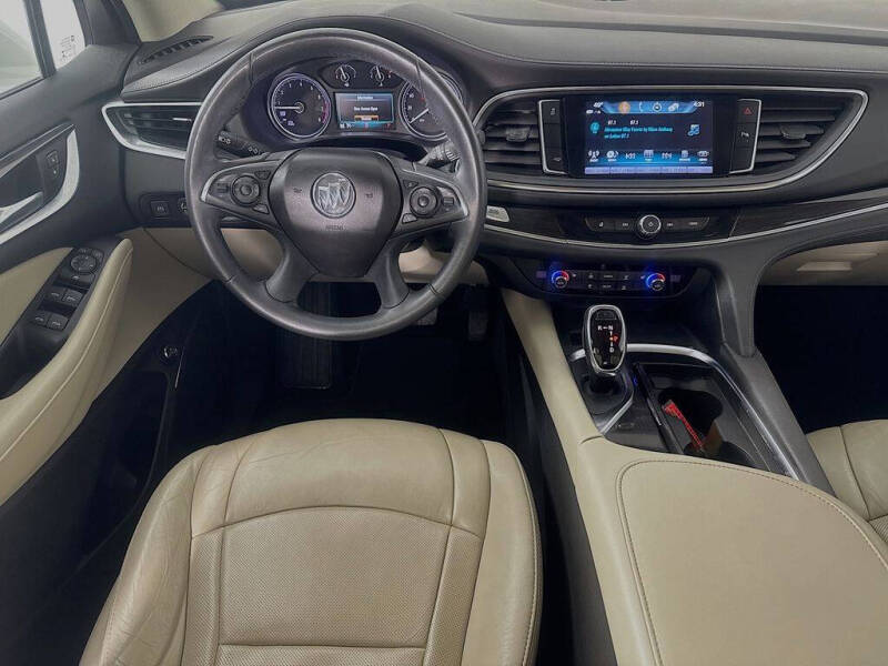 2018 Buick Enclave Essence