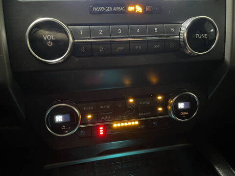 2020 Ford Expedition XLT