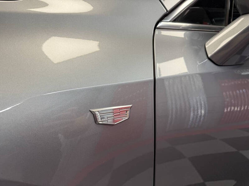 2024 Cadillac XT4 Luxury